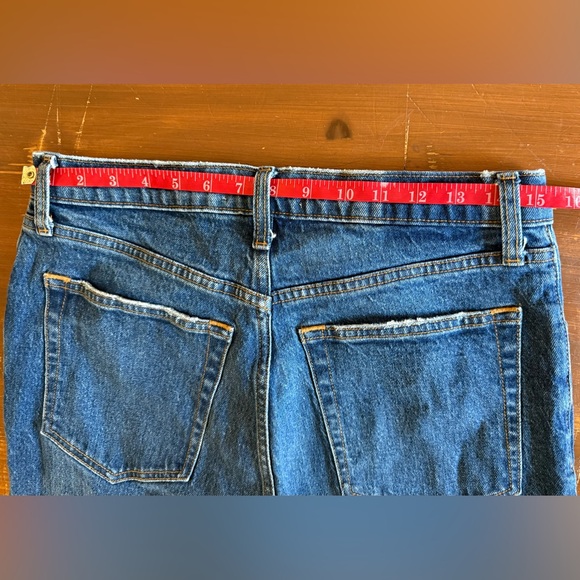 Abercrombie & Fitch Ultra High Rise 90’s Straight Jean - Picture 6 of 6